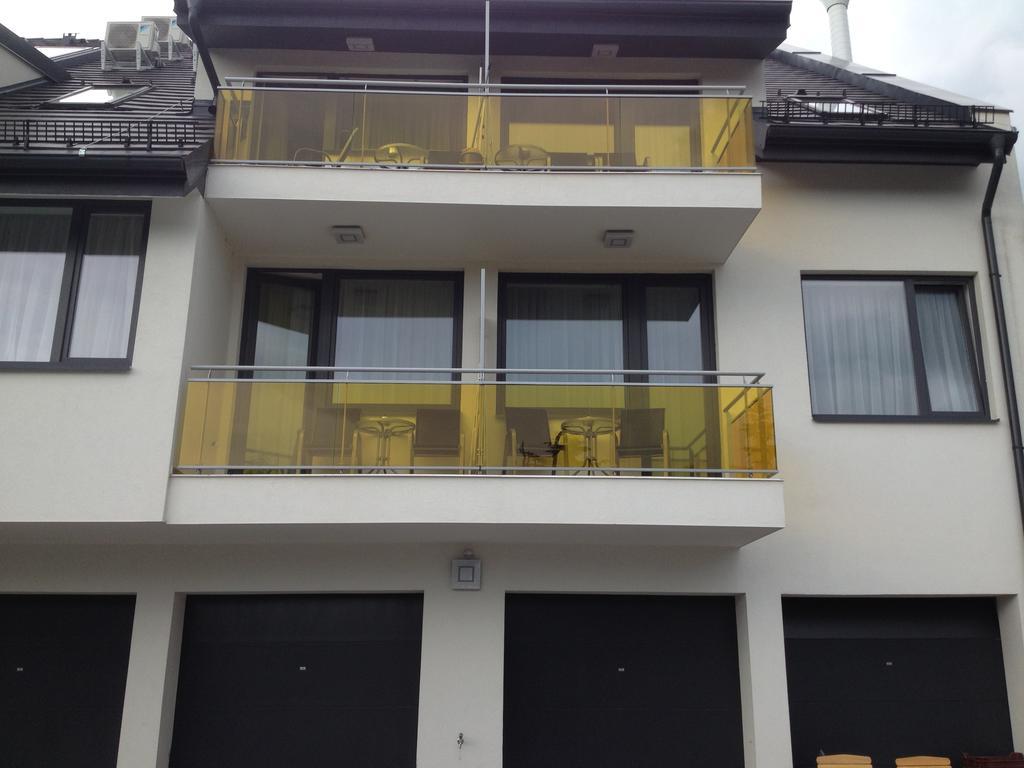Rubin Apartman Sarvar Exterior photo